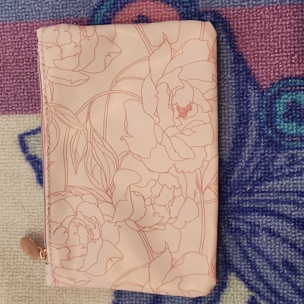 Ipsy make up bag